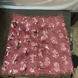 Lulus pink sequence skirt size small